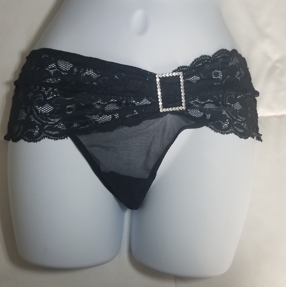 Victoria's Secret Sexy Black Lace Panties Thong Rhinestone Buckle Lingerie NWT.